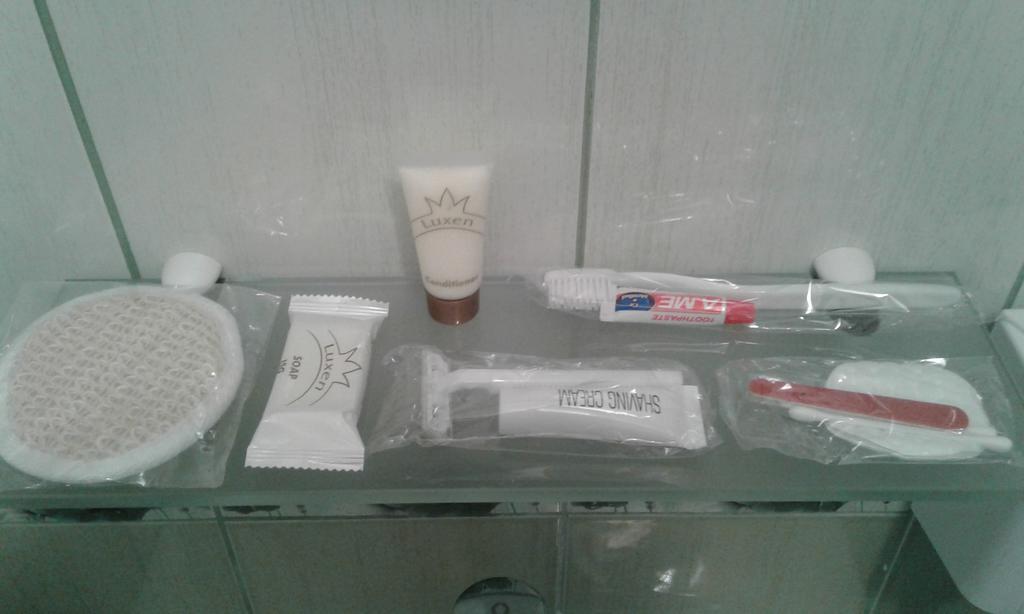 Viesu Maja Ezerkalns Hotel Kraslava Ngoại thất bức ảnh