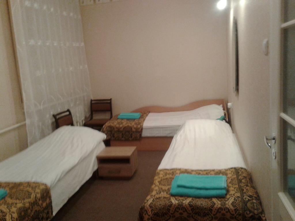 Viesu Maja Ezerkalns Hotel Kraslava Ngoại thất bức ảnh