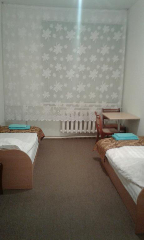 Viesu Maja Ezerkalns Hotel Kraslava Ngoại thất bức ảnh