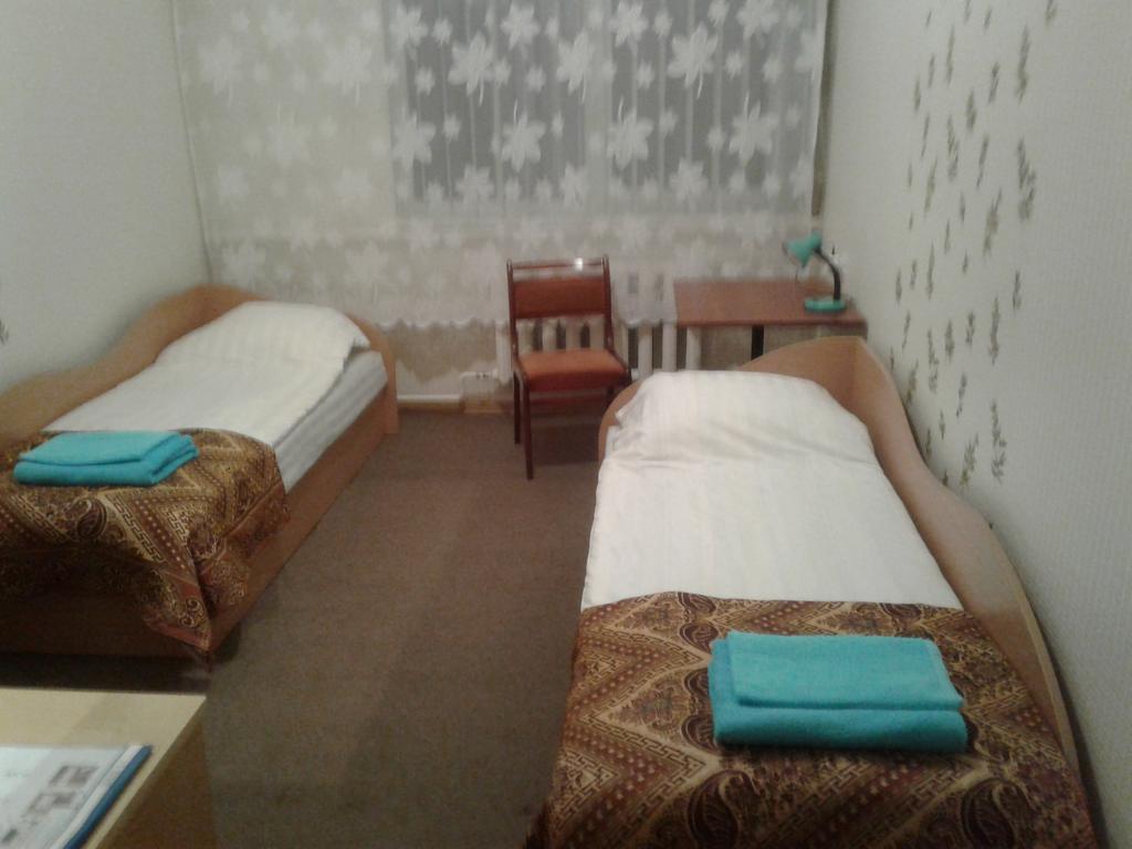 Viesu Maja Ezerkalns Hotel Kraslava Ngoại thất bức ảnh